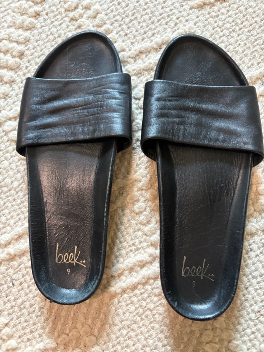 Beek Gallito Black Leather Slide Sandals with Wide Strap